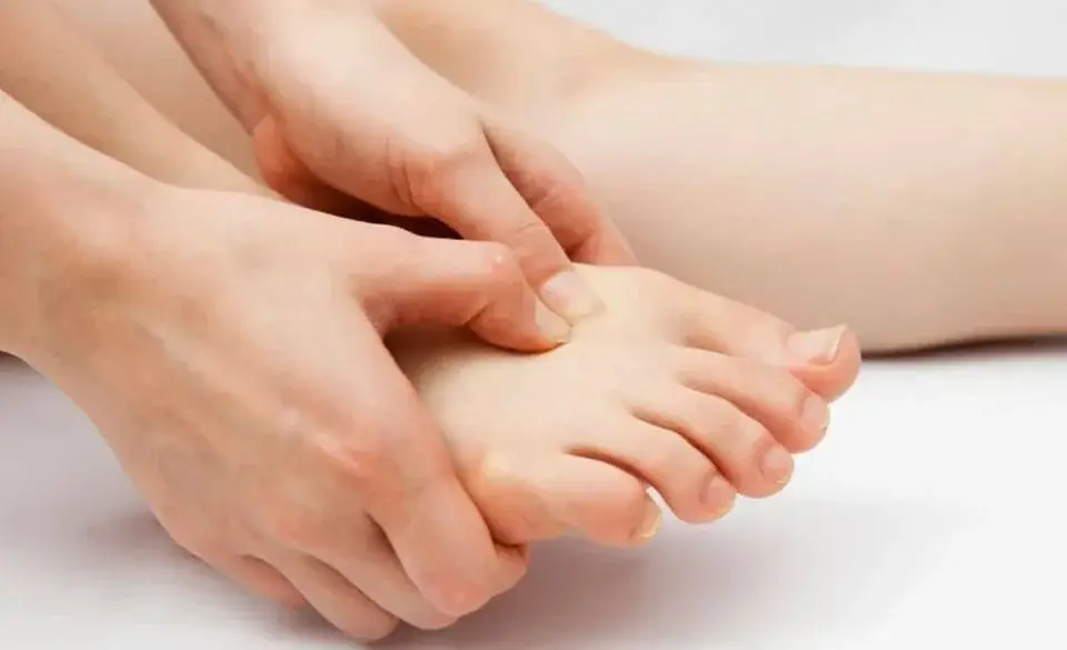 Top of Foot Pain from Running: What Runners Must Know