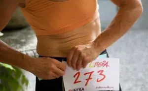 First triathlon - beginner attaching race number bib before event
