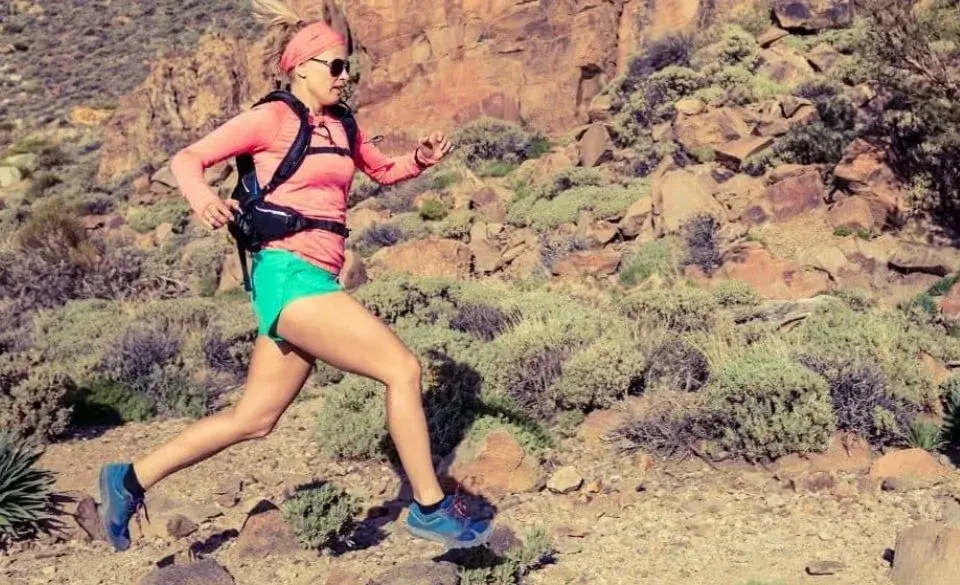 Running with a Weighted Backpack – Benefits, Safety Tips & Training Guide