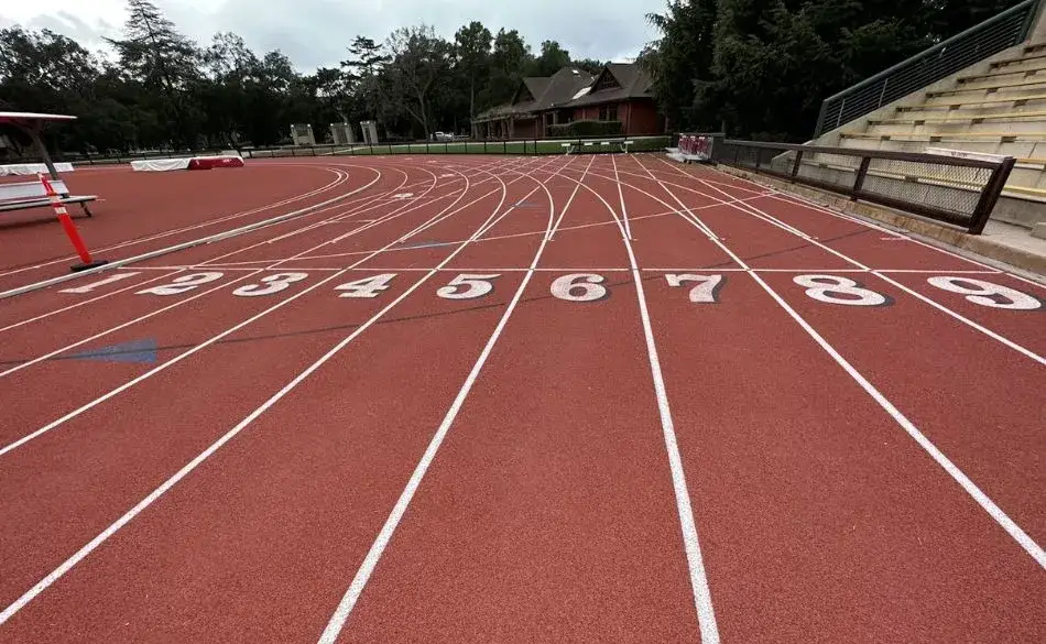 how many times around a track is a mile