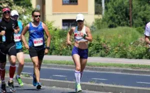 Runners competing in a road race while running long distances on keto